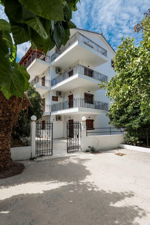 Areti Apartments Poros  Exterior photo
